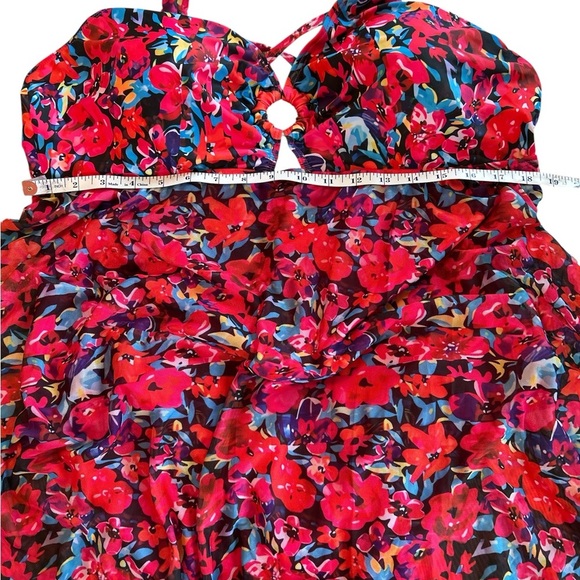 Plus-size Halter One Piece Swimsuit Dress Vibrant Red Floral Pattern Sz 4X = 20W - Picture 7 of 12